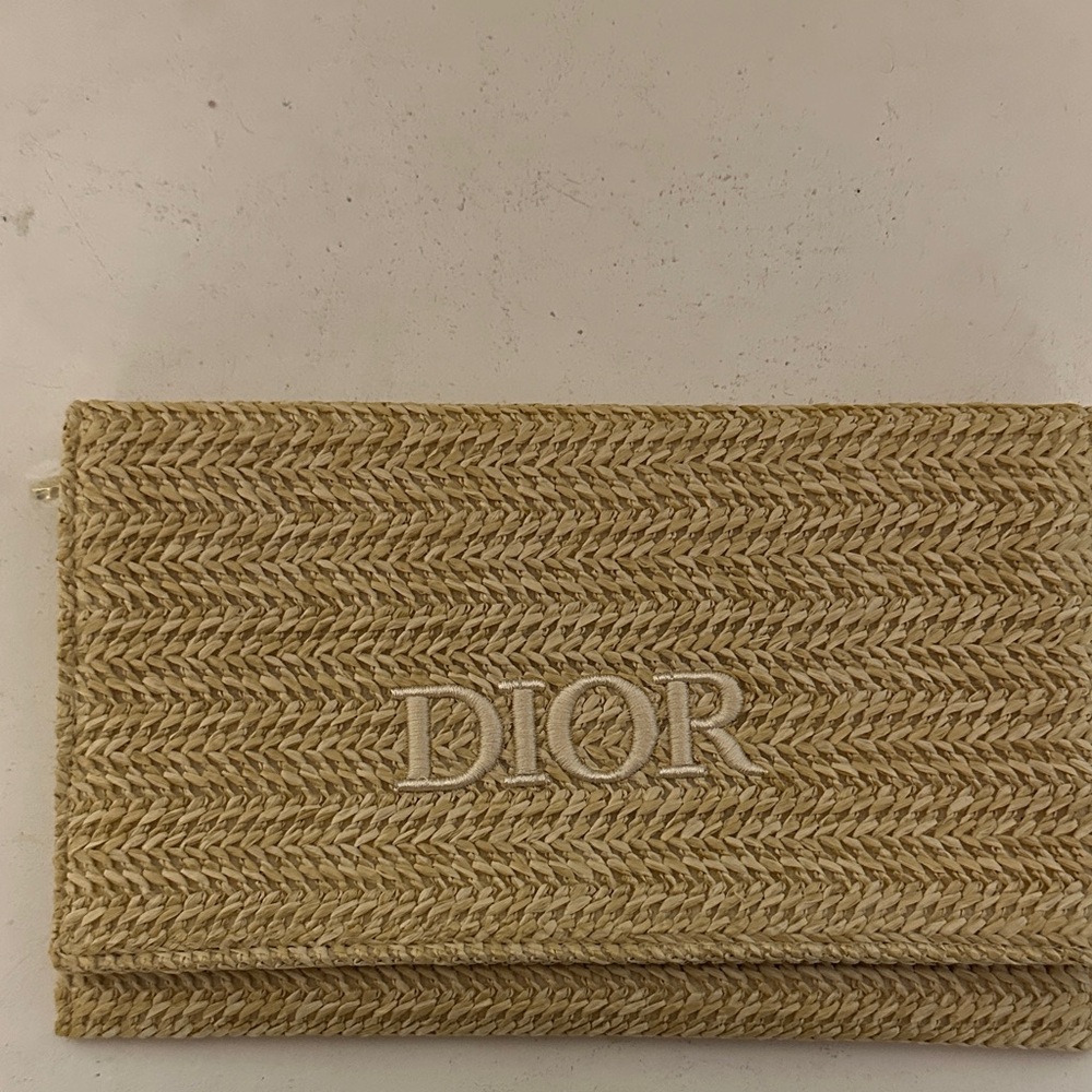 Dior Natural Beige Straw Clutch with White Logo - Picture 6 of 7